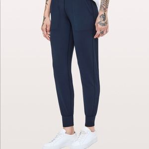 Lululemon align 28 joggers black